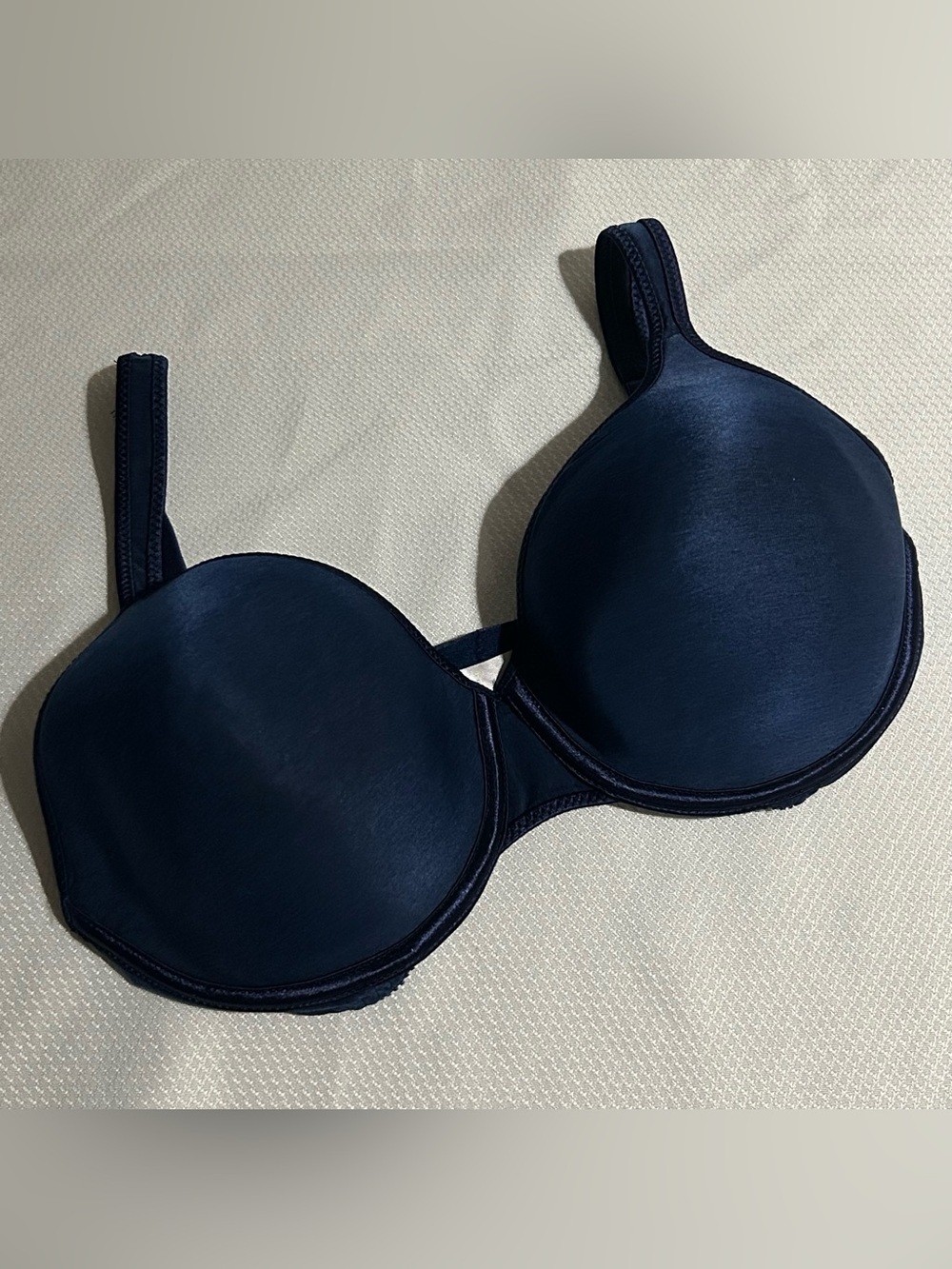 vassarette Navy Molded Underwire Bra